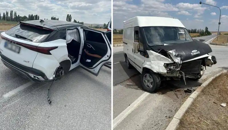 Çorum’da Kafa Kafaya Çarpışma: Kazanın Sebepleri ve Sonrası