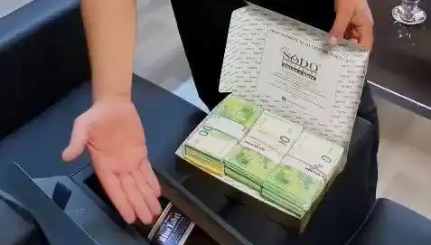 Manavgat Belediyesi'nde Baklava Kutusundan Çıkan Euro'lar Şok Etkisi Yarattı