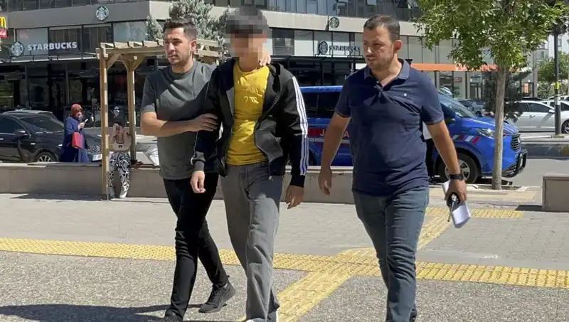 Aile İçi Tartışmada Kan Aktı: Ağabey Bıçaklandı