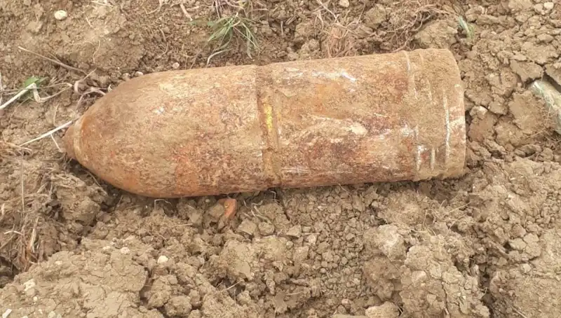 Çanakkale'de Tarihi Patlamamış Top Mermisi Bulundu: Ne Anlama Geliyor?