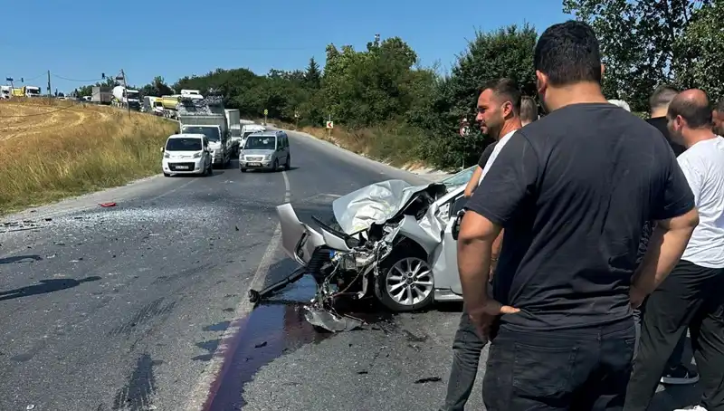 İstanbul'da Otobüse Çarpan Sürücünün Kalp Krizi Geçirmesi Büyük Şok Yarattı
