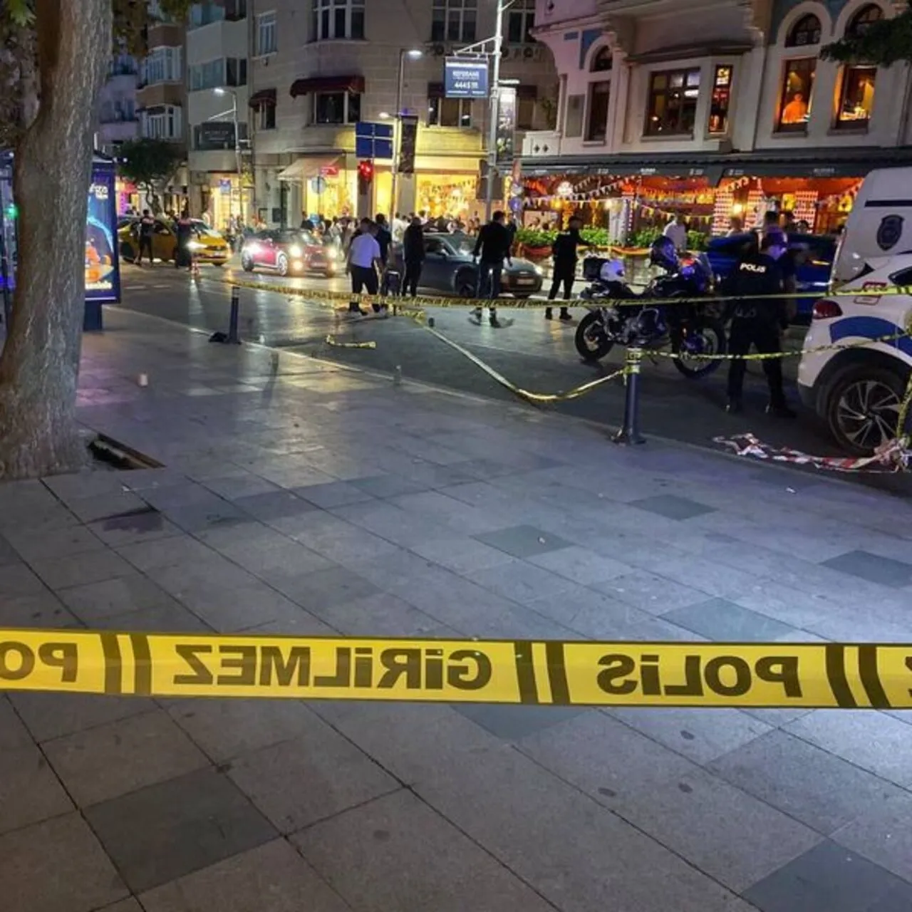 Şişli'de Gergin Anlar: Silahlı Çatışmada 4 Kişi Yaralandı