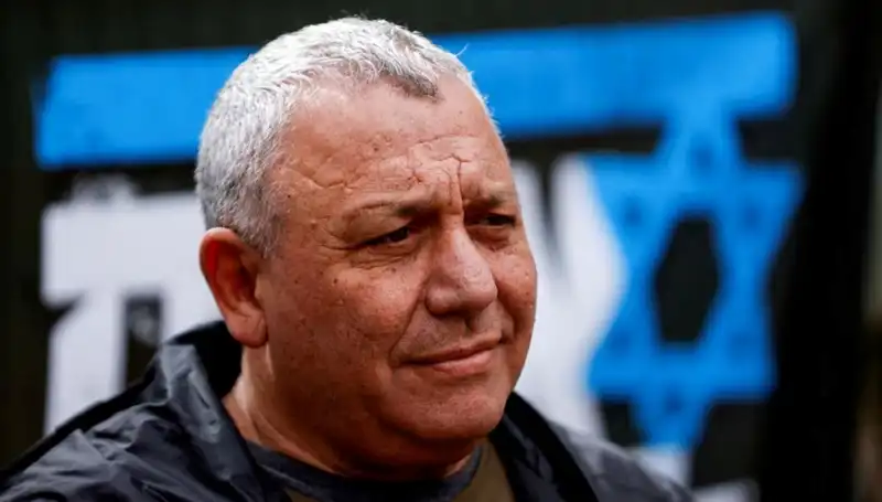 İsrail'de Siyasi Deprem: Gadi Eisenkot İstifa Etti, Ülkenin Geleceği Tehlikede mi?