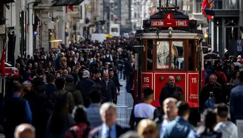 Türkiye'nin Nüfusu Yükselmeye Devam Ediyor: 2023 Verileri Açıklandı
