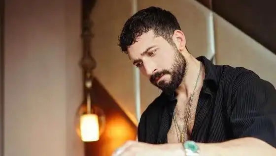 Oyuncu Emre Bulut’a Sahte Komiser Suçlaması: Araç Kaçırma Skandalı